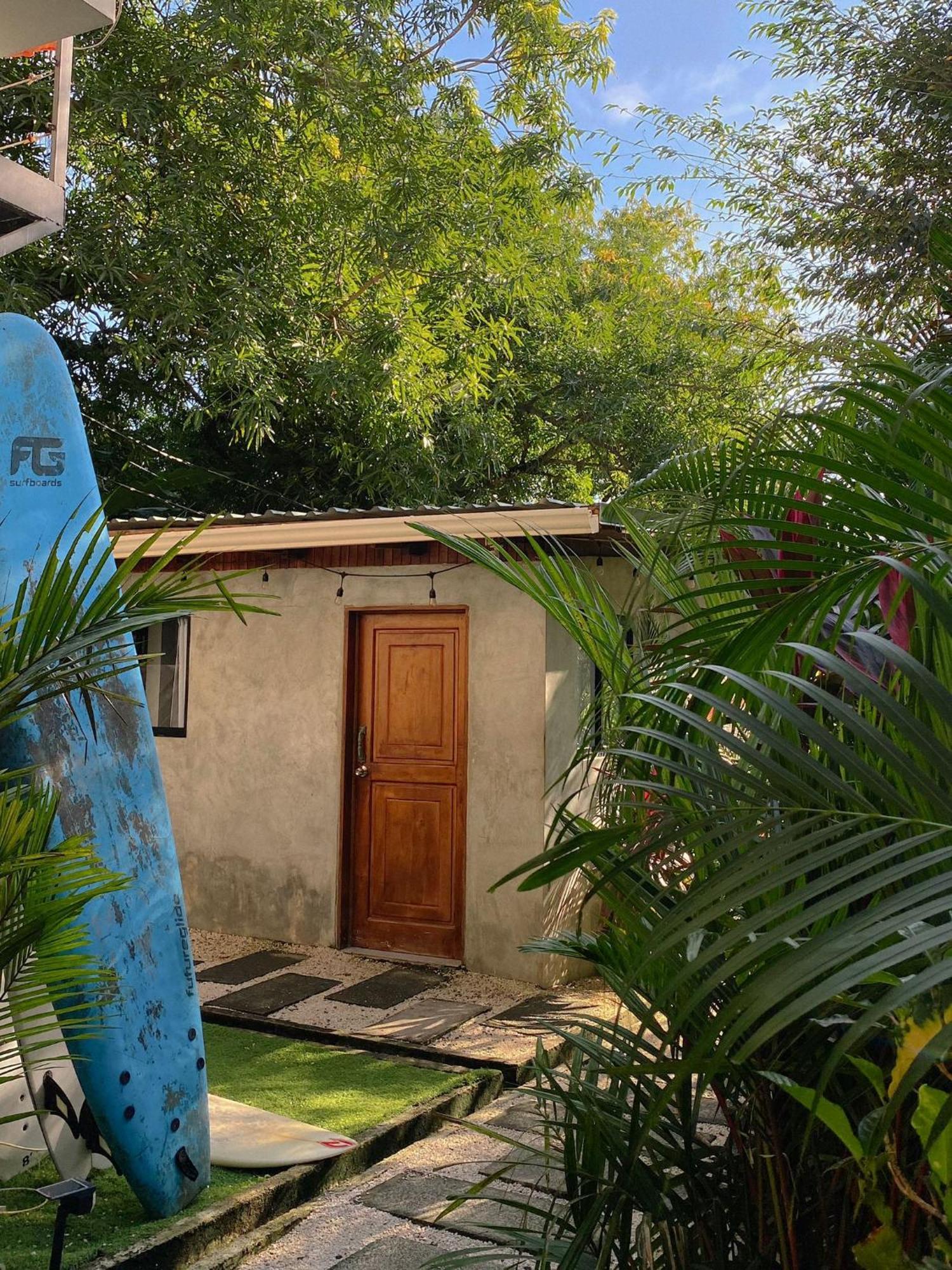 Cabinas Playa Surf Hostel Playa Santa Teresa  Extérieur photo